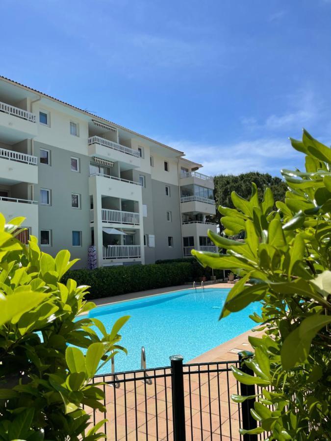 Appartement Avec Piscine Privee Cagnes-sur-Mer Bagian luar foto